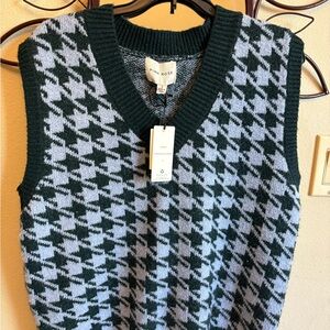 Pink Rose womens V-Neck Sweater Vest  Houndstooth